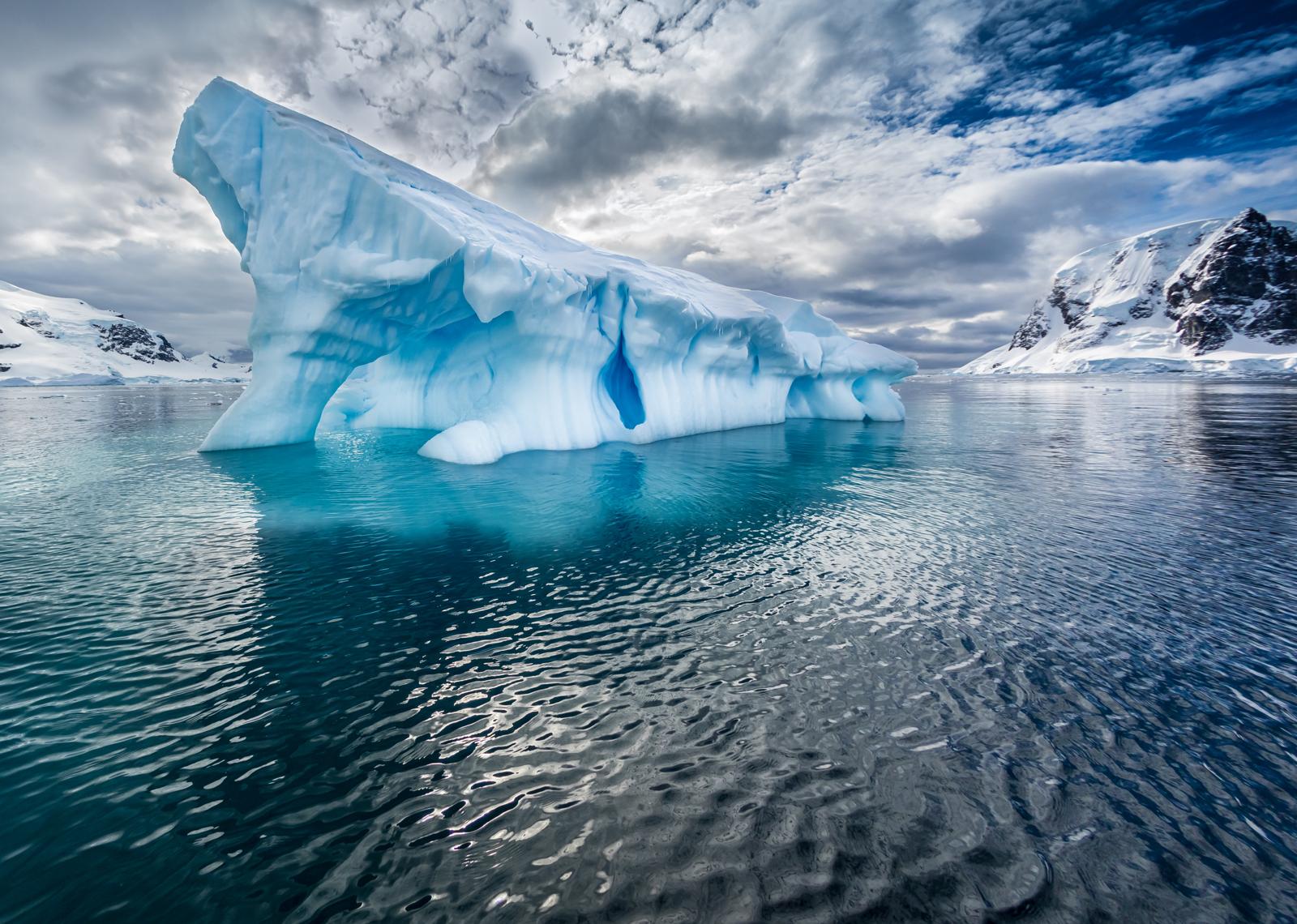 Navigazione a rischio: l’iceberg A23a mette in allarme gli scienziati!