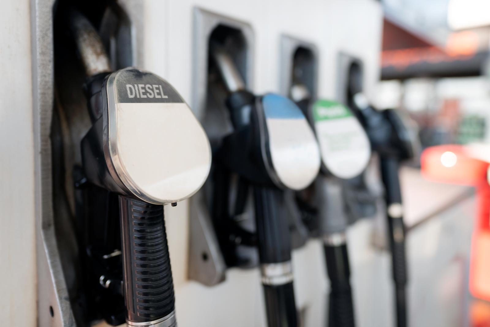 Attacco hacker devasta pompe di benzina in Iran: il paese nel caos!