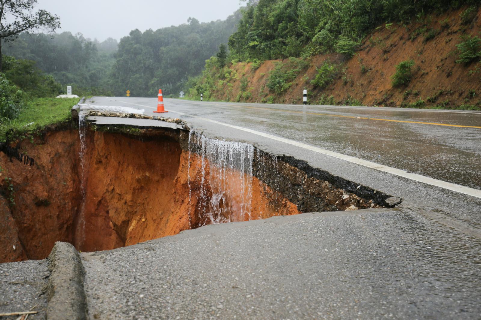Tragedia in Cina: oltre 47 case distrutte e feriti nel forte terremoto!
