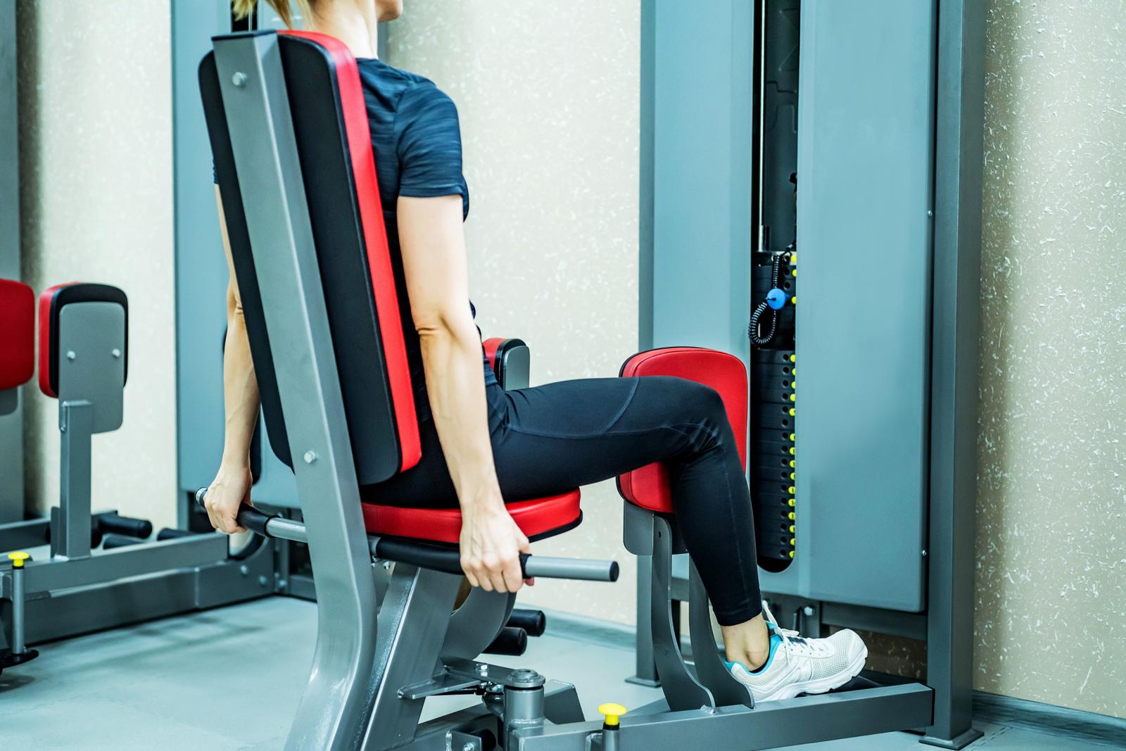Scopri i segreti dell’Adductor Machine: come ottenere glutei tonici e gambe scolpite!