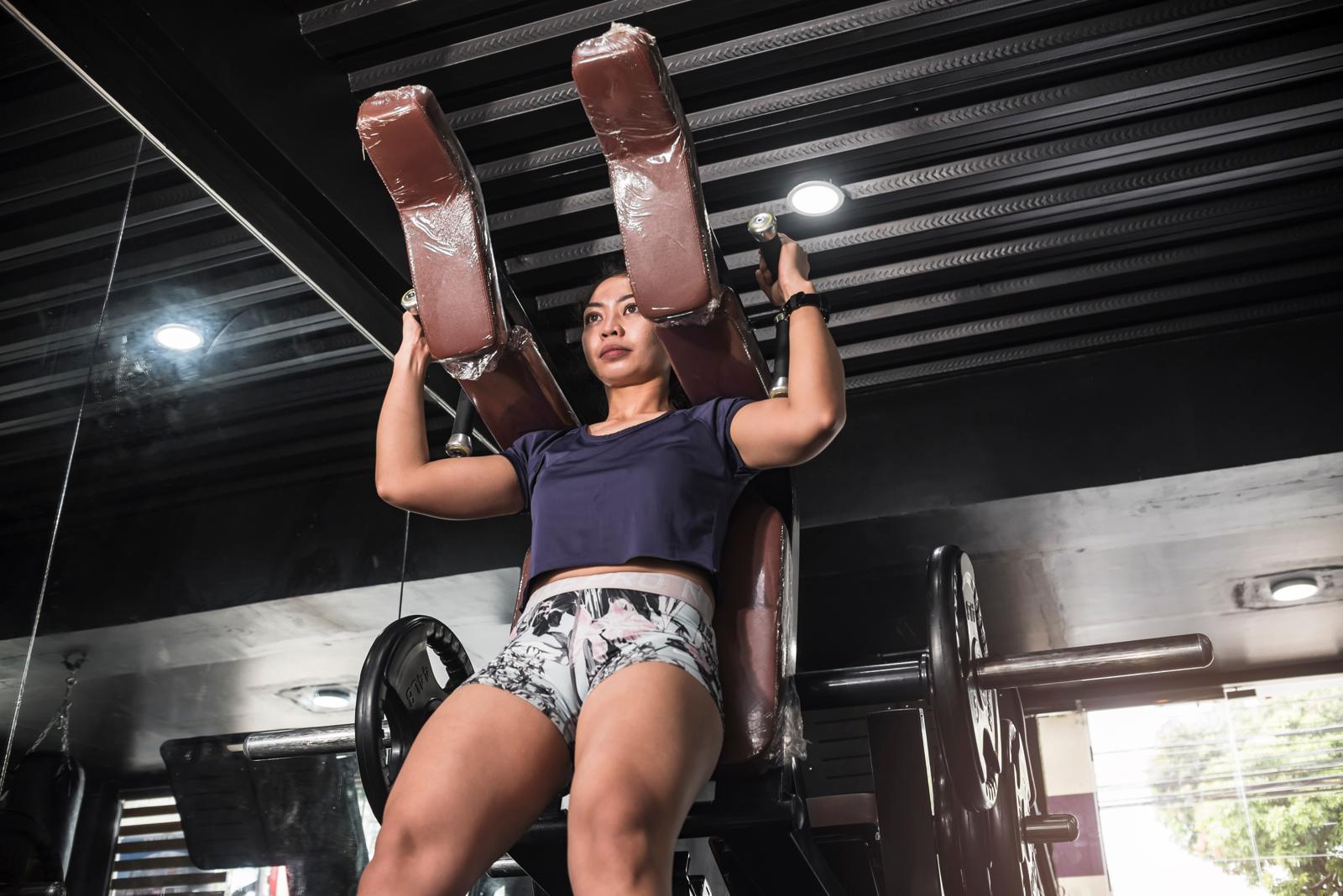 Hack squat: il segreto per un allenamento efficace e sicuro
